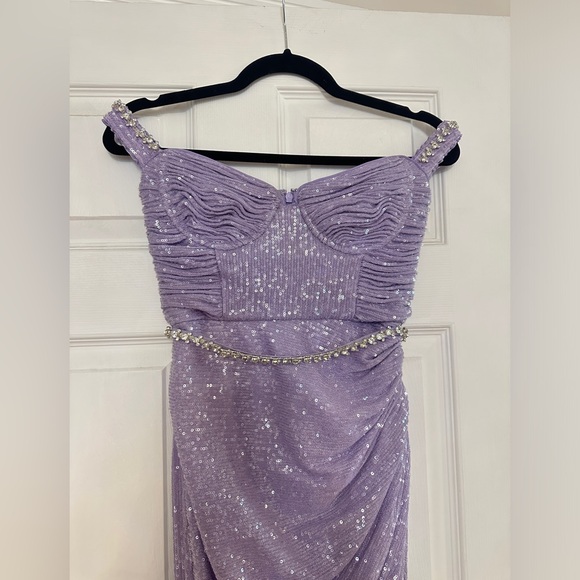 Self-Portrait sequin-embellished off-shoulder midi dress - Picture 10 of 11